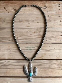 Cactus And Pearls Necklace